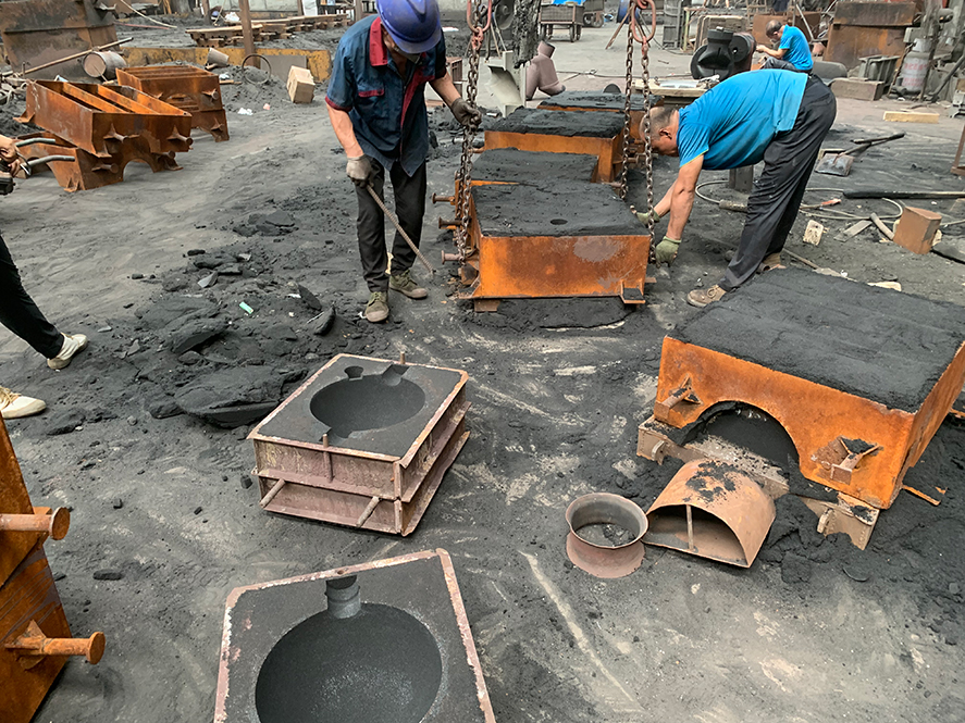 Novigoj en Sand Casting por Aparataro